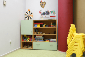 Хохрякова, 10 |  - Детский клуб