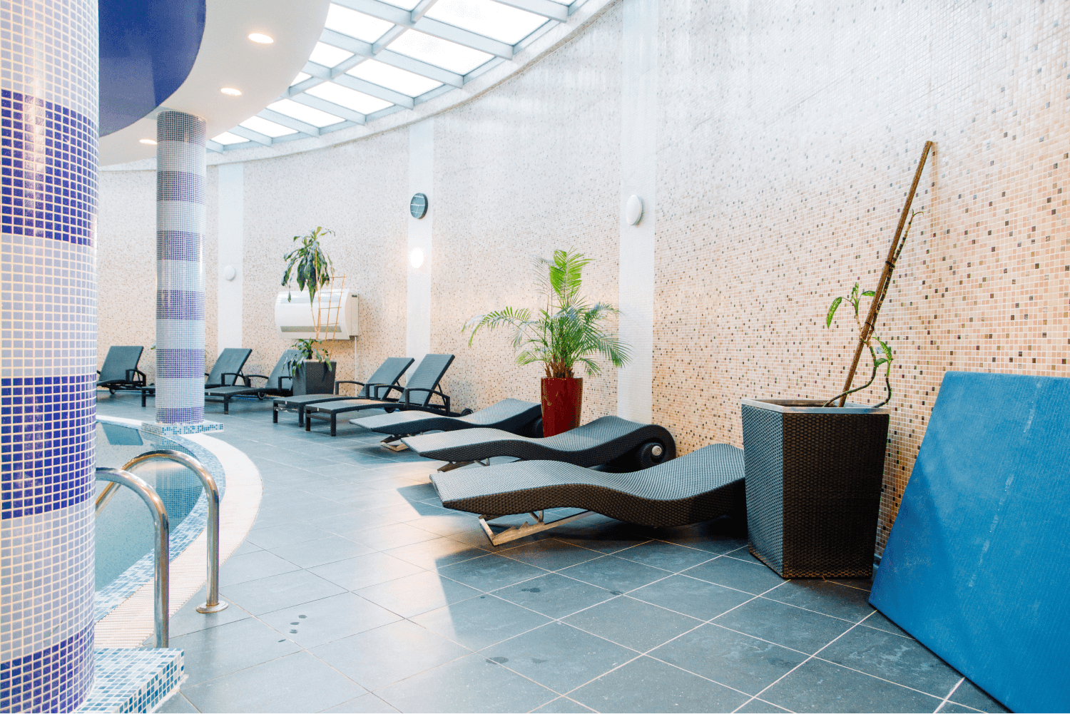 Хохрякова, 10 | 