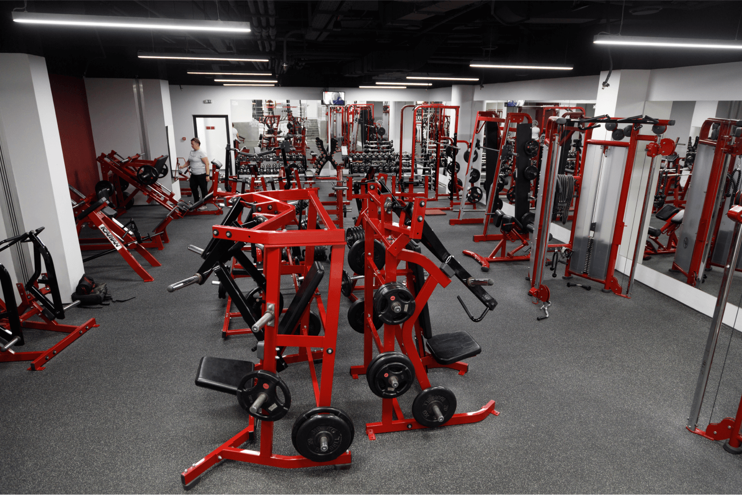 Хохрякова, 10 |  - Тренажерный зал