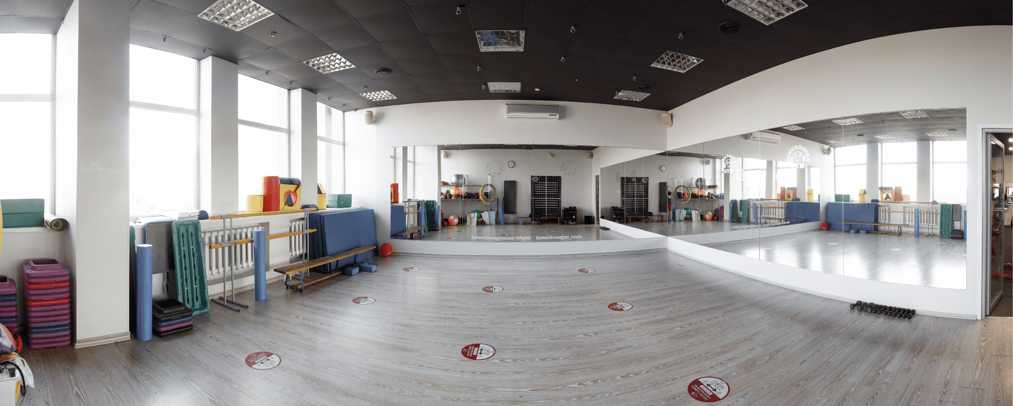 Серафимы Дерябиной, 24 |  - Путеводитель