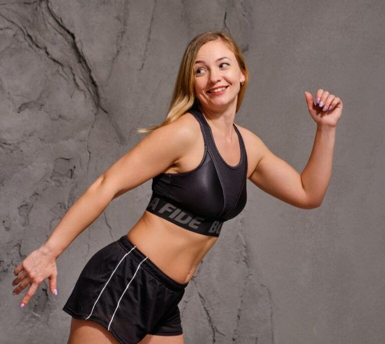 Powerhouse Gym |  - Какая программа тренировок поможет сбросить вес, не наращивая лишние мышцы, чтобы выглядеть стройной?